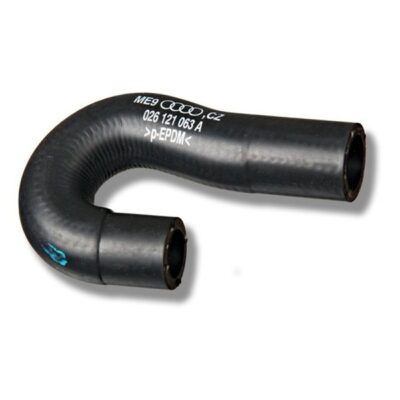 Durite d'eau entre tuyau métallique et pipe d'eau sur coté culasse golf 1 GTI 1980 ->